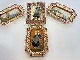 quatre images différentes d'une croix sur laquelle figurent une femme et un homme