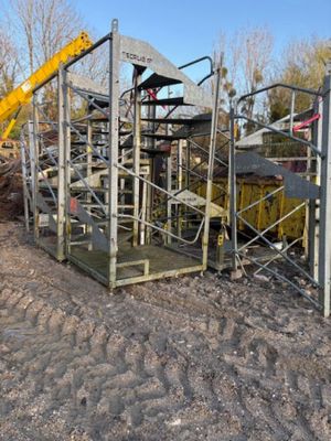 8 éléments de 3 mètres d'escalier galva MILLS - Photo 1