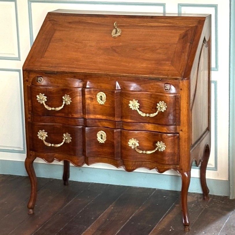 Objets d'art & Curiosités