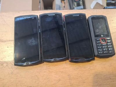 4 smartphones étanches CROSSCALL Mod. Core-M4 (3) et Spider-…