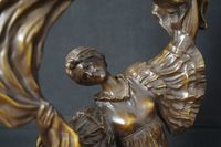 belle lampe sculptée en bronze de style Art nouveau - d'aprè… (photo 5)