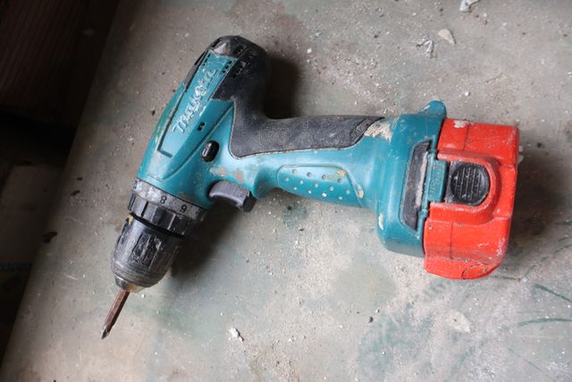 Visseuse MAKITA sans chargeur
