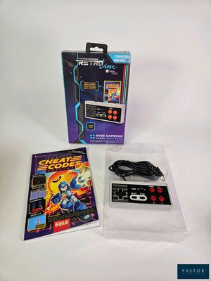 une image représentant une console de jeux Nintendo avec sa boîte et sa manette