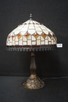 lampadaire de style Tiffany - abat-jour en vitrail avec un m…