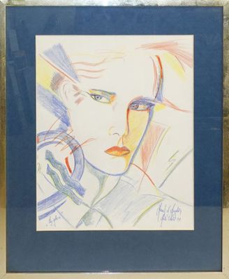 tableau représentant une femme coiffée d'un chapeau et aux yeux bleus, devant un mur de briques