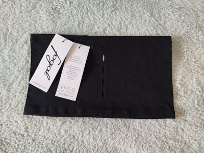 lot de 17 bandeaux de marque FOGAL (produit de très haute qu…