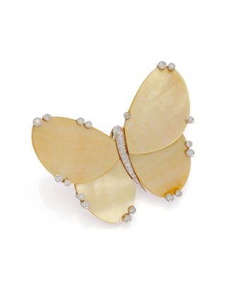 une broche en forme de papillon, en nacre jaune et diamants
