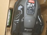 une boîte contenant une souris d'ordinateur
