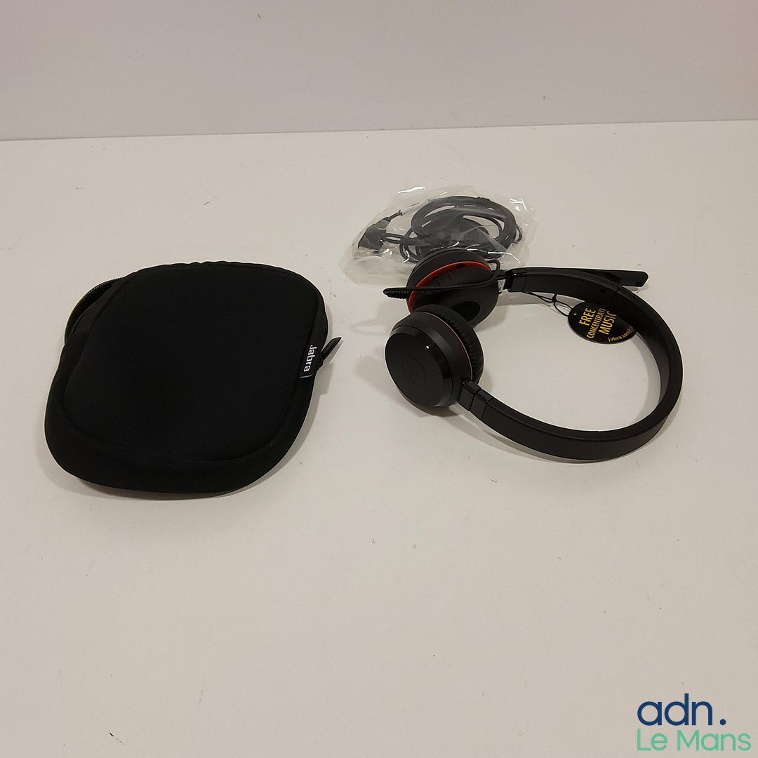 Expédition obligatoire - Casque - Parfaitement fonctionnel -…