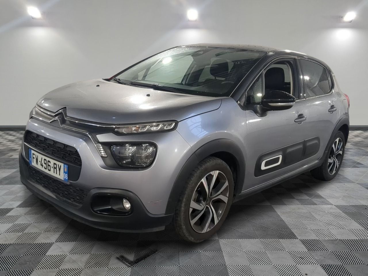 CITROEN - C3 PURETECH 83 SS BVM5 SHINE PACK - ES - Mise en s…