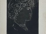un dessin en noir et blanc représentant une femme aux cheveux bouclés
