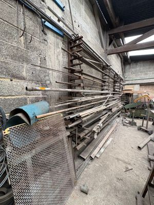 a picture of a large room with a lot of pipes