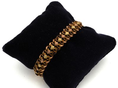 Bracelet 3 tons d'or 750 millièmes, composé de maillons arti…