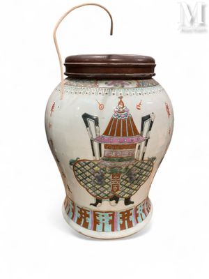 une image représentant un vase blanc avec un couvercle marron sur fond blanc