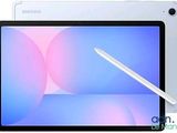 un gros plan d'une tablette sur laquelle est posé un stylet