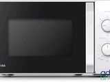 une image d'un four à micro-ondes sur fond blanc