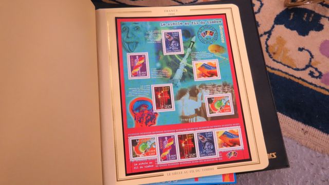 Importante collection de timbres : albums France 1940-54 ; 1955-6...