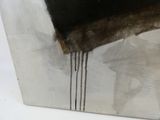une peinture représentant un bateau en noir et blanc sur un fond blanc