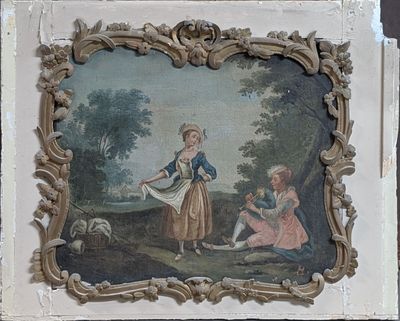 une photo d'une photo représentant une femme et un enfant dans les bois