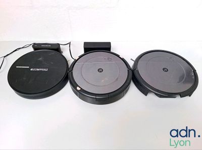 Lot de 3 robots aspirateurs - IROBOT/ROWENTA - Retour SAV ve…