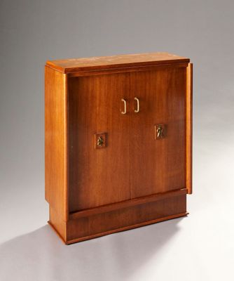 Meuble à hauteur d'appui en chêne ouvrant à 2 vantaux en faç… - Photo 1