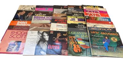 Important ensemble de vinyles 33T comprenant : Leny Escudero…