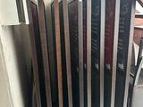 beaucoup de types de carrelage différents au sol