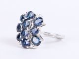 la bague en saphir bleu et diamants