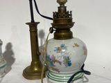 two lamps that are sitting next to each other on a table