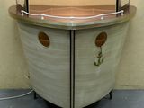 an image of a boat shaped table with a light on top