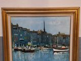une image d'une peinture de bateaux dans un port