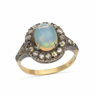 une bague en oplite et diamants, par van cleef