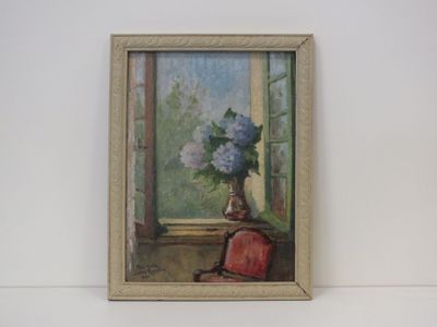 une photo d'un tableau représentant un vase de fleurs devant une fenêtre