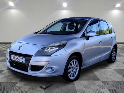 RENAULT - SCENIC III DCI 105 ECO2 PRIVILÈGE - GO - Mise en s…