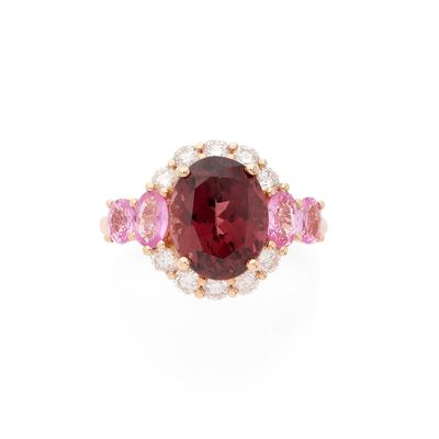 une bague en grenatite et tourmaline rose