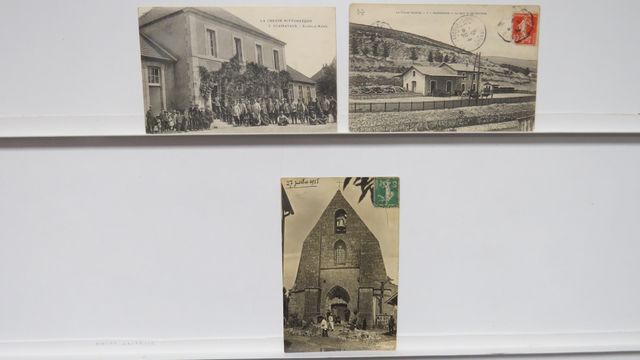 Clairavaux : Lot de 3cpa (B.E.) : Ecoles et Mairies + La Gare et ...