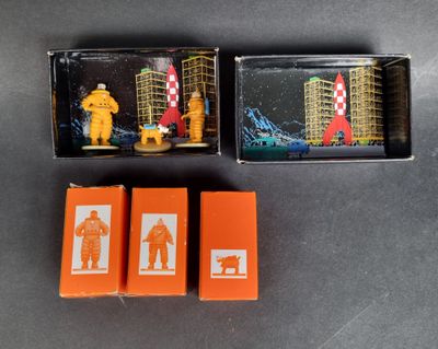 a box with a picture of a man and a robot in it