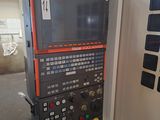 une photo d'une machine dans une usine
