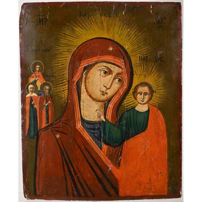 une peinture représentant une femme tenant un enfant dans ses bras