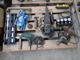 un grand nombre d'outils sur une palette