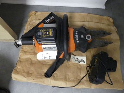 a picture of a corded blower and a pair of shoes
