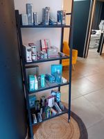 (Lots 181 à 197 : Mobilier et produits esthétiques) de1 banq… (photo 3)