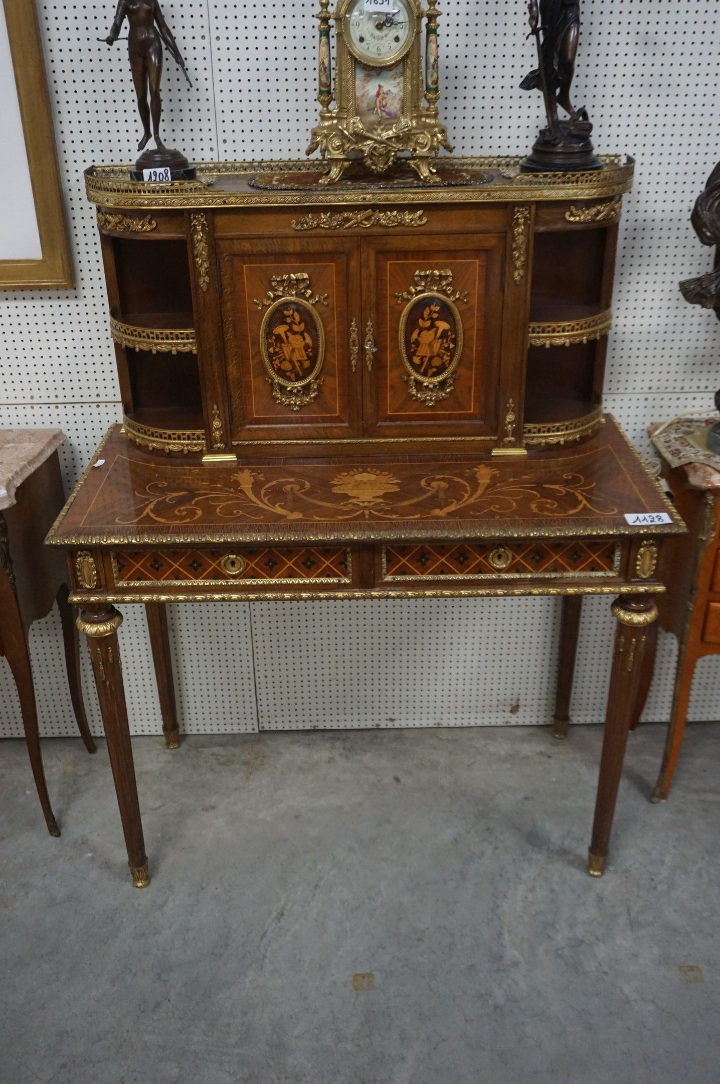 Magnifique « bonheur-du-jour » en marqueterie – bureau de da…