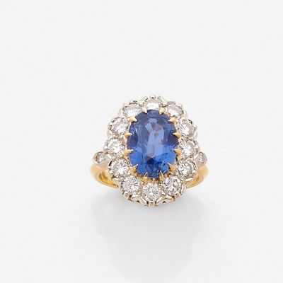 Bague ovale en saphir et diamants