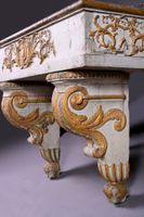 Jardinière en bois sculpté, laqué et doré à décor de feuilla… (photo 3)