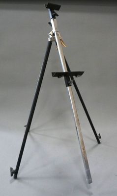 an image of a tripod with a camera on it