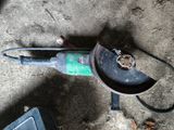 a small tool that is laying on the ground