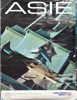 une photo d'un magazine sur laquelle figure l'image d'un avion