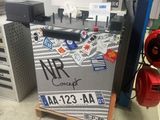 a picture of a machine that is sitting on a pallet