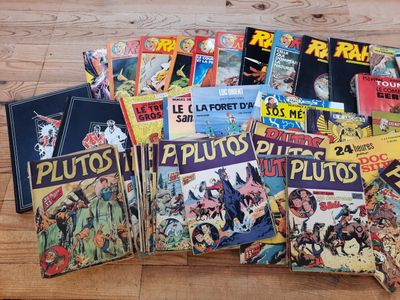 un grand nombre de bandes dessinées sur une table